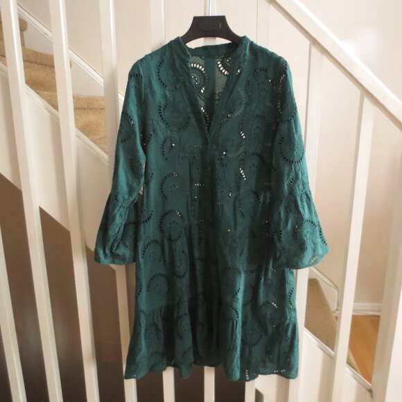 Green Cotton Tiered Eyelet Summer Mini Midi Dress with Long Flared Sleeves - Picture 2 of 5